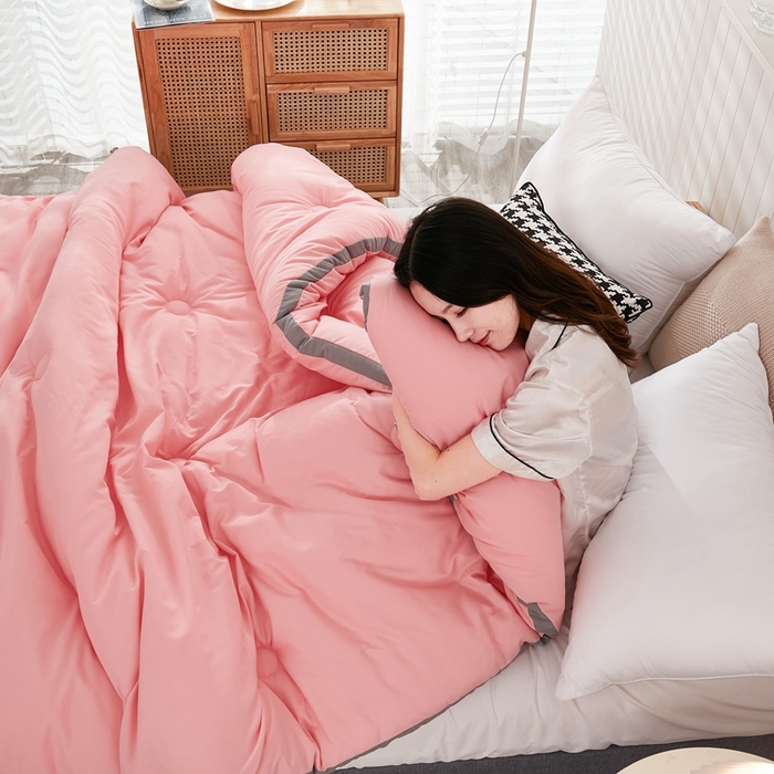 91家纺网 家纺一手货源 找家纺 啊雅家居 2025新款四季被 立体被 夏被 春秋被 冬被  暖被 暖红