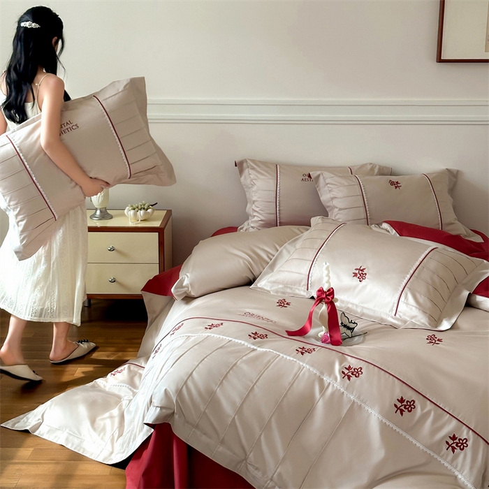 红番天家居馆 2025新款全棉纯棉贡缎长绒棉手工捏折刺绣蕾丝四件套-觅春 觅春-云朵吐司
