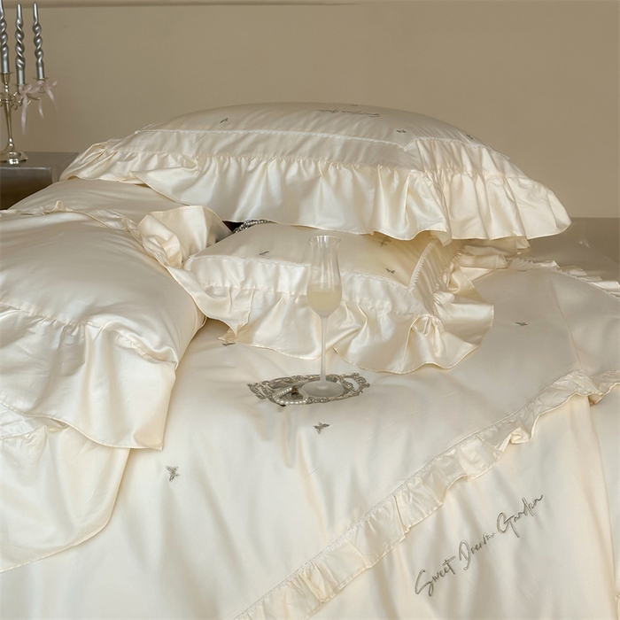 91家纺网 家纺一手货源 找家纺 （总）红番天家居馆 2025新款全棉纯棉贡缎长绒棉法式刺绣花边四件套-蝶梦