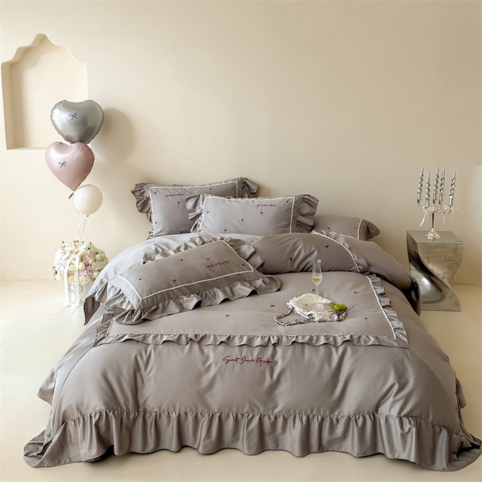 91家纺网 家纺一手货源 找家纺 （总）红番天家居馆 2025新款全棉纯棉贡缎长绒棉法式刺绣花边四件套-蝶梦