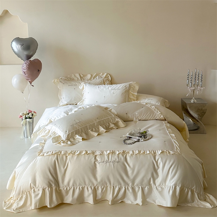 91家纺网 家纺一手货源 找家纺 （总）红番天家居馆 2025新款全棉纯棉贡缎长绒棉法式刺绣花边四件套-蝶梦