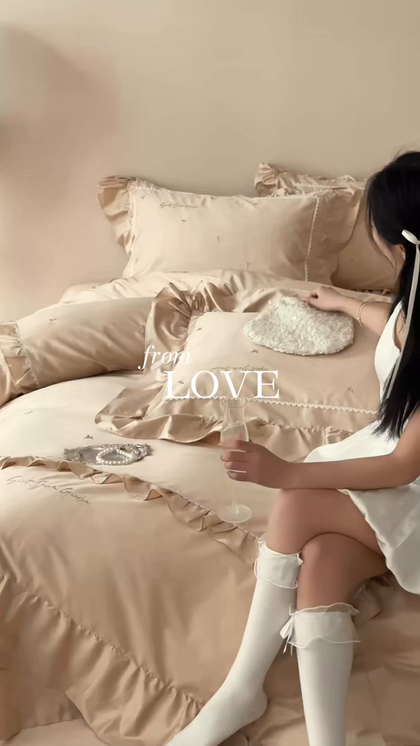 91家纺网 家纺一手货源 找家纺 红番天家居馆 2025新款全棉纯棉贡缎长绒棉法式刺绣花边四件套-蝶梦 蝶梦-浅香槟