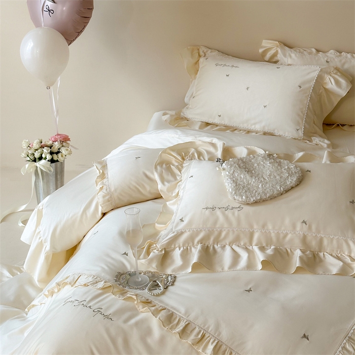 91家纺网 家纺一手货源 找家纺 红番天家居馆 2025新款全棉纯棉贡缎长绒棉法式刺绣花边四件套-蝶梦 蝶梦-奶油芝芝