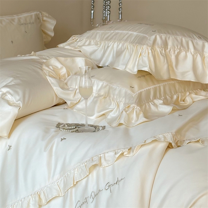 91家纺网 家纺一手货源 找家纺 红番天家居馆 2025新款全棉纯棉贡缎长绒棉法式刺绣花边四件套-蝶梦 蝶梦-奶油芝芝