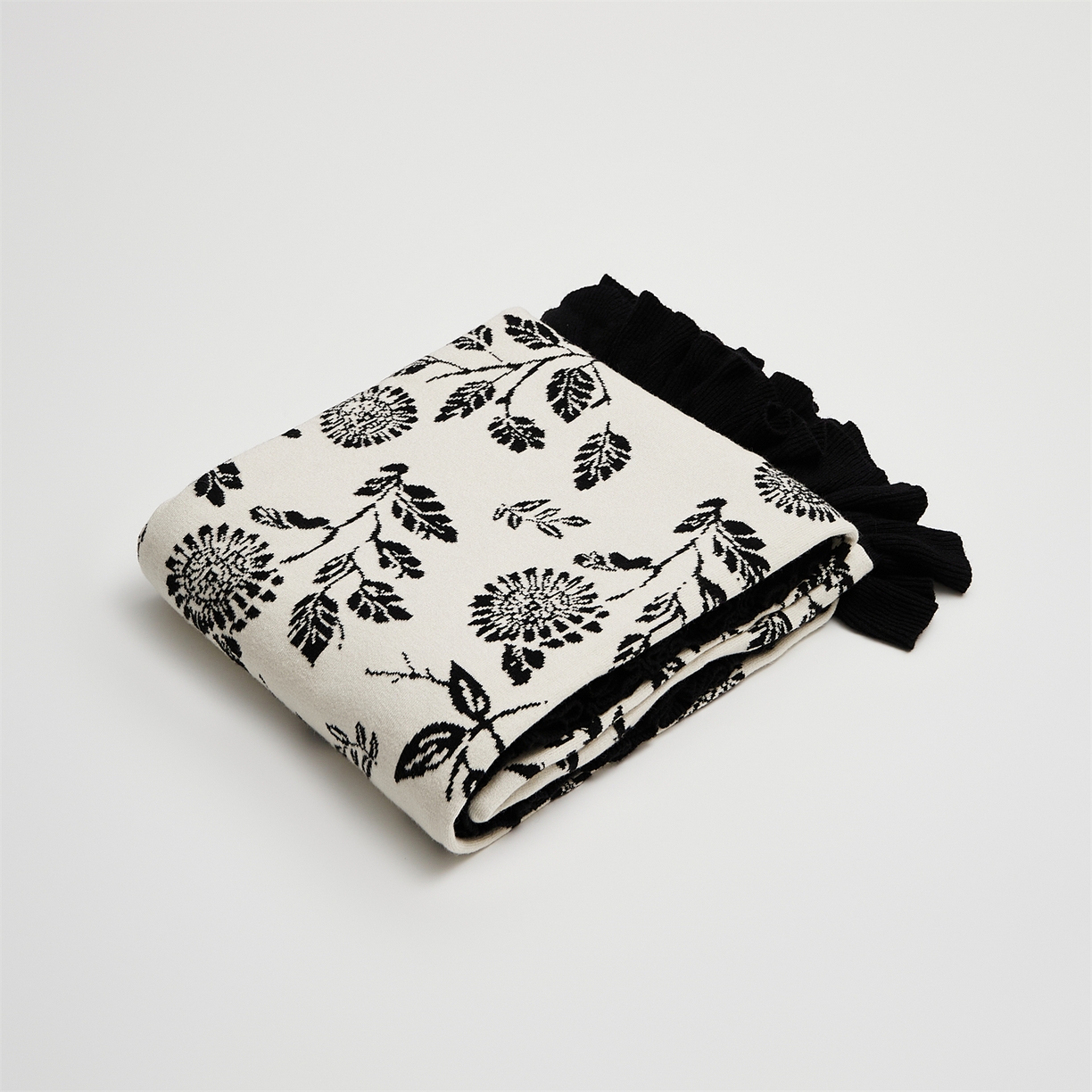 91家纺网 家纺一手货源 找家纺 （总）暖绵绵家纺 2025新款亲肤舒适毯子-古苏【注：最低零售价：毯子154元、抱枕套（不含芯）48元】