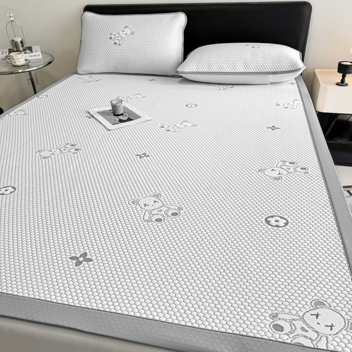 91家纺网 家纺一手货源 找家纺 世爵 2025新款A类凉感冰豆豆凉席 暴力熊-灰