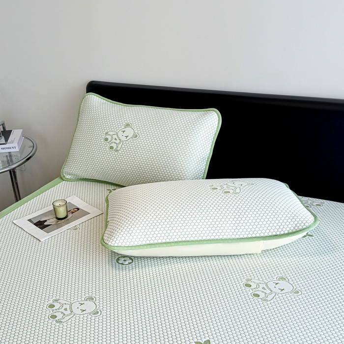 91家纺网 家纺一手货源 找家纺 世爵 2025新款A类凉感冰豆豆凉席 暴力熊-绿