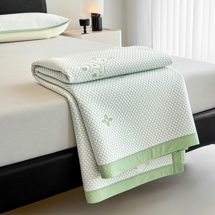 91家纺网 家纺一手货源 找家纺 世爵 2025新款A类凉感冰豆豆凉席 暴力熊-绿