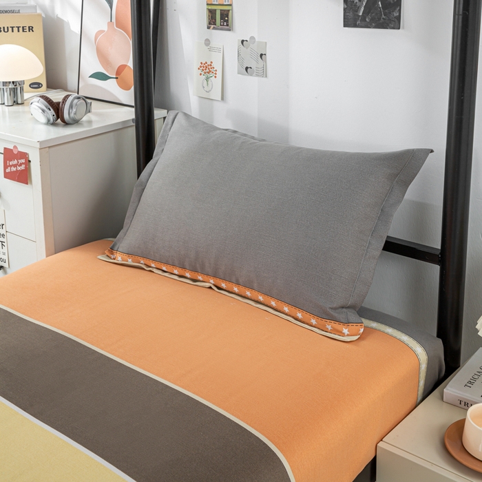 91家纺网 家纺一手货源 找家纺 上学郎家居 2025新款全棉学生宿舍三件套单人床床单被套纯棉六件套学生三件套床上用品 卡尔曼-灰