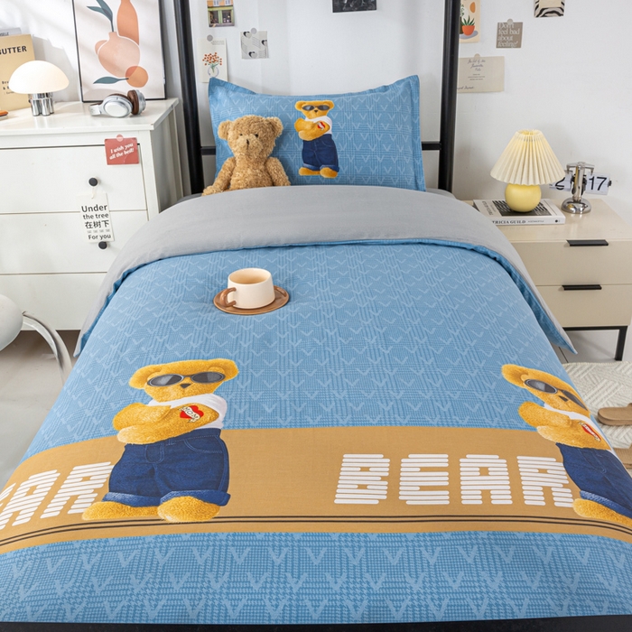 91家纺网 家纺一手货源 找家纺 上学郎家居 2025新款全棉学生宿舍三件套单人床床单被套纯棉六件套学生三件套床上用品 酷酷熊-蓝