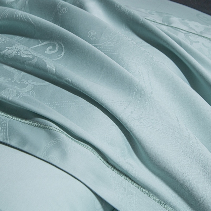 91家纺网 家纺一手货源 找家纺 简约家纺2025新款全棉长绒棉贡缎大提花四件套（礼盒包装款） 雅芙湖水绿
