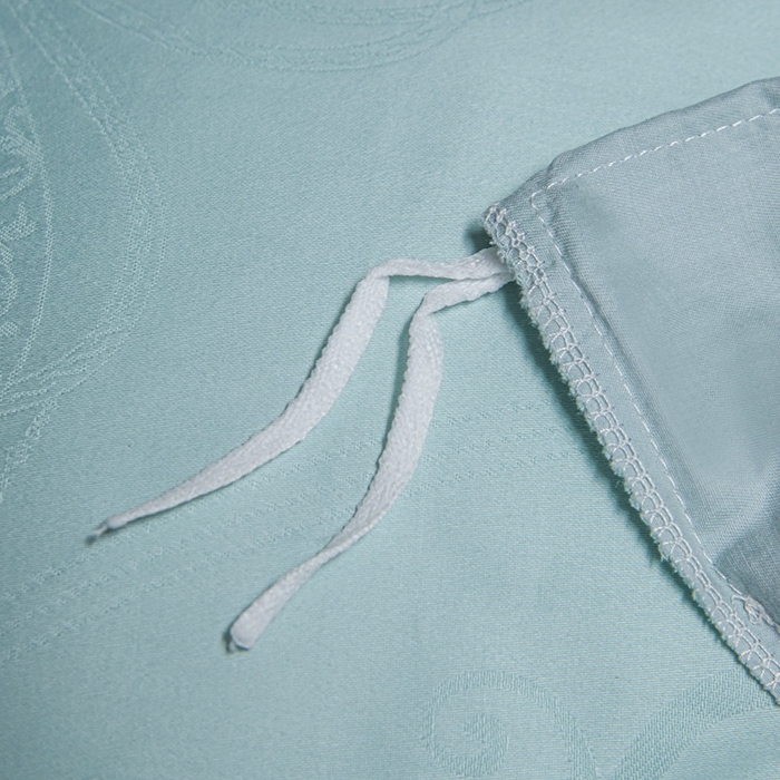 91家纺网 家纺一手货源 找家纺 简约家纺2025新款全棉长绒棉贡缎大提花四件套（礼盒包装款） 雅芙湖水绿