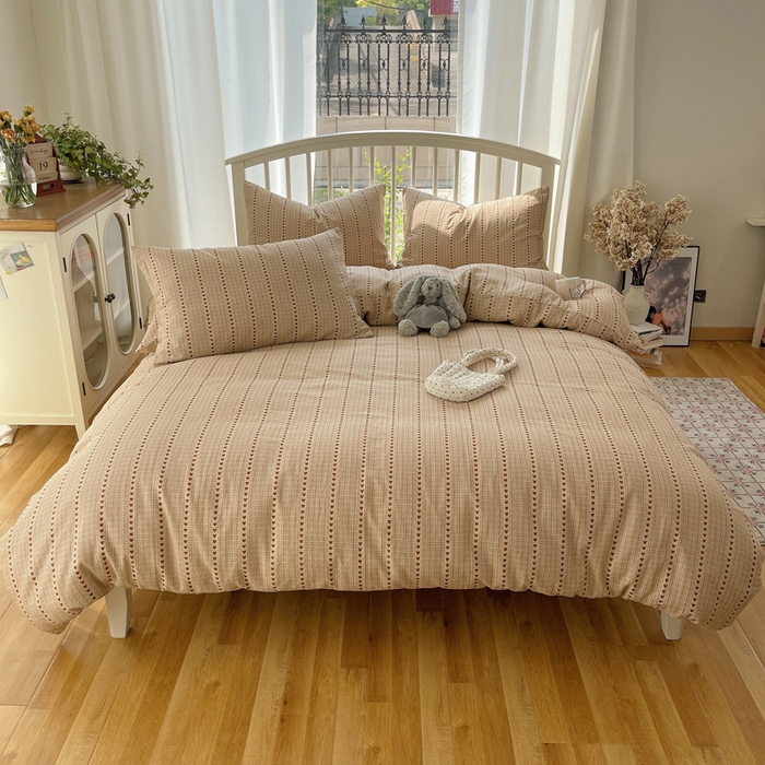 91家纺网 家纺一手货源 找家纺 XIWEN-希文家纺 2025新款A类全棉纯棉有氧双层纱四件套 竖条爱心-咖