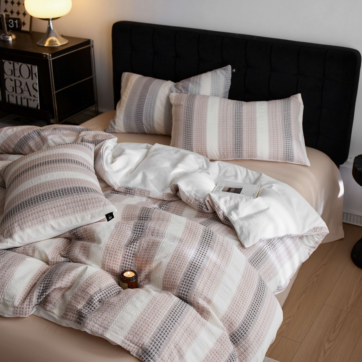 91家纺网 家纺一手货源 找家纺 安莱生活 2025新款渐变华夫格系列四件套 沙丘纹章