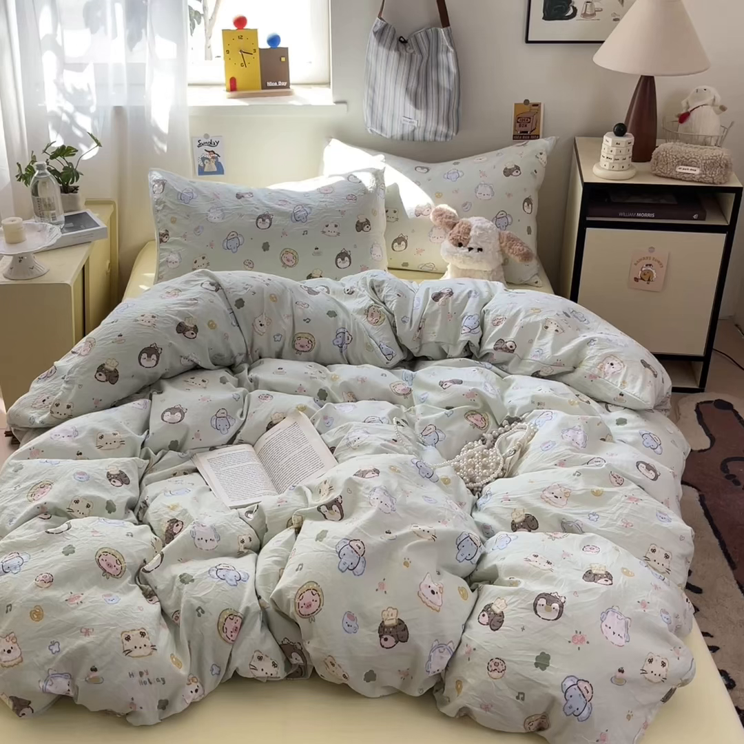 91家纺网 家纺一手货源 找家纺 罗亿家纺 2025新款软绵绵的双拼印花小清新水洗云朵棉四件套（含买家秀场景二） 小小萌宠