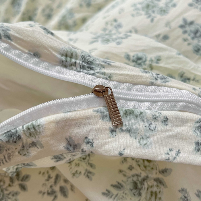 91家纺网 家纺一手货源 找家纺 罗亿家纺 2025新款软绵绵的双拼印花小清新水洗云朵棉四件套（含买家秀场景二） 春日与玫瑰