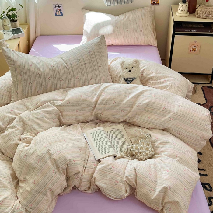 91家纺网 家纺一手货源 找家纺 罗亿家纺 2025新款软绵绵的双拼印花小清新水洗云朵棉四件套（含买家秀场景二） 樱桃恋曲