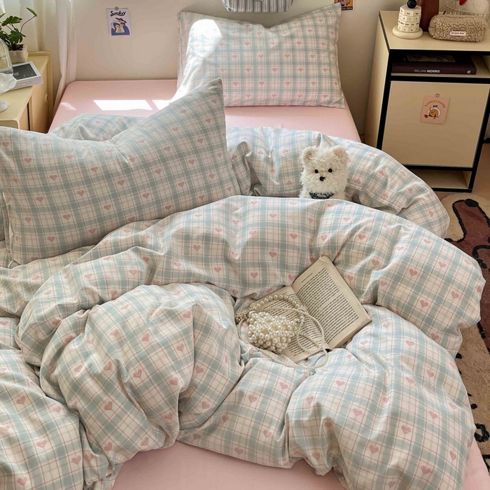 91家纺网 家纺一手货源 找家纺 罗亿家纺 2025新款软绵绵的双拼印花小清新水洗云朵棉四件套（含买家秀场景二） 温暖粉心