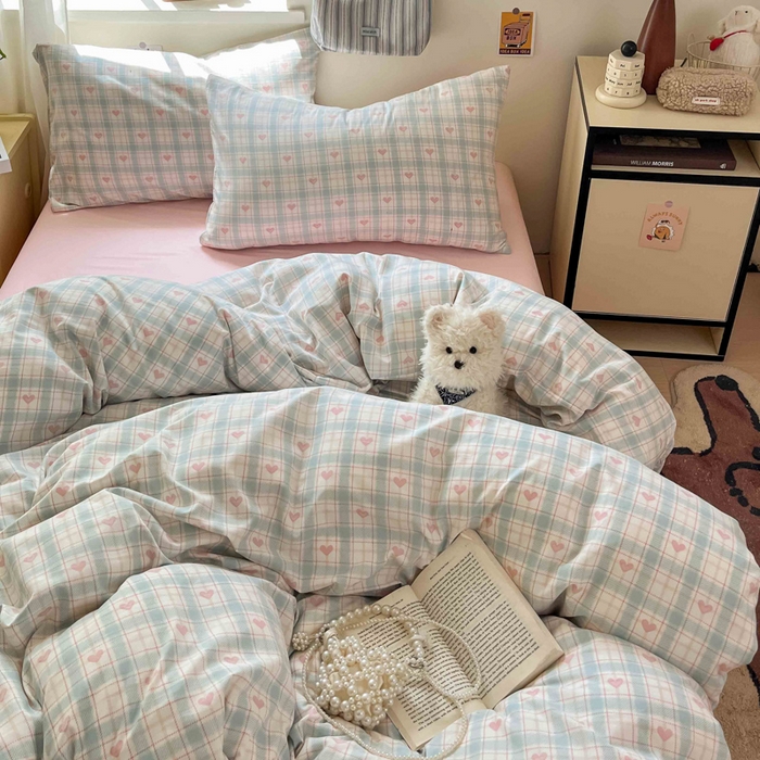 91家纺网 家纺一手货源 找家纺 罗亿家纺 2025新款软绵绵的双拼印花小清新水洗云朵棉四件套（含买家秀场景二） 温暖粉心