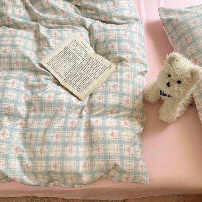 91家纺网 家纺一手货源 找家纺 罗亿家纺 2025新款软绵绵的双拼印花小清新水洗云朵棉四件套（含买家秀场景二） 温暖粉心