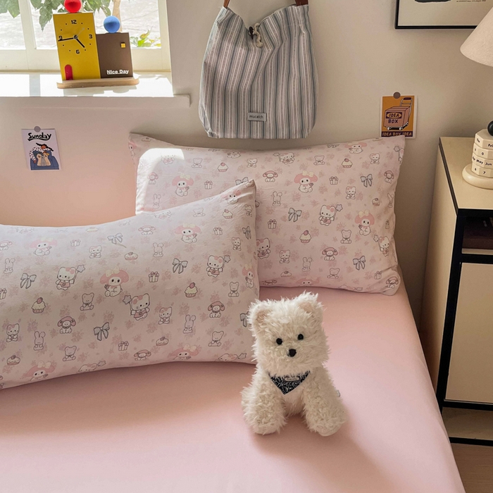 91家纺网 家纺一手货源 找家纺 罗亿家纺 2025新款软绵绵的双拼印花小清新水洗云朵棉四件套（含买家秀场景二） 乐蒂的好朋友