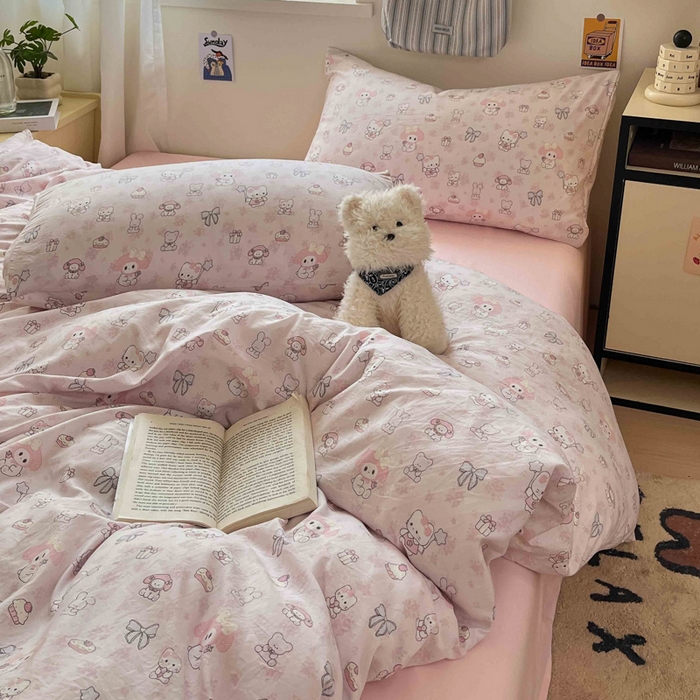 91家纺网 家纺一手货源 找家纺 罗亿家纺 2025新款软绵绵的双拼印花小清新水洗云朵棉四件套（含买家秀场景二） 乐蒂的好朋友