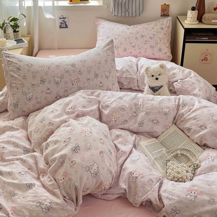 91家纺网 家纺一手货源 找家纺 罗亿家纺 2025新款软绵绵的双拼印花小清新水洗云朵棉四件套（含买家秀场景二） 乐蒂的好朋友