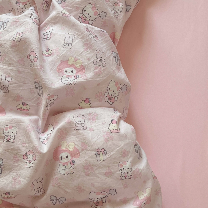 91家纺网 家纺一手货源 找家纺 罗亿家纺 2025新款软绵绵的双拼印花小清新水洗云朵棉四件套（含买家秀场景二） 乐蒂的好朋友