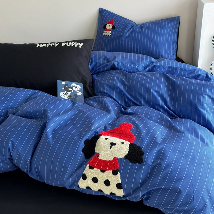 91家纺网 家纺一手货源 找家纺 2025新款全棉印花加绣花四件套 斑点狗