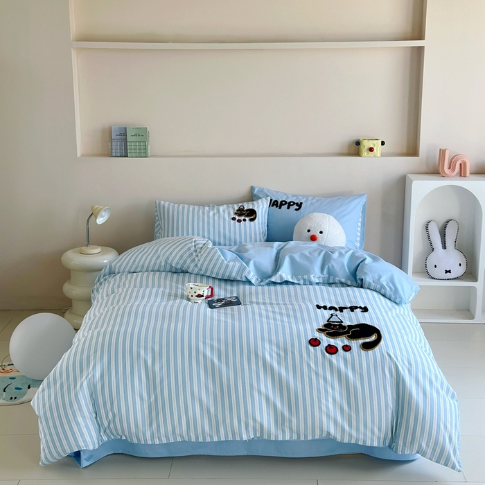 2025新款全棉印花加绣花四件套 快乐黑猫