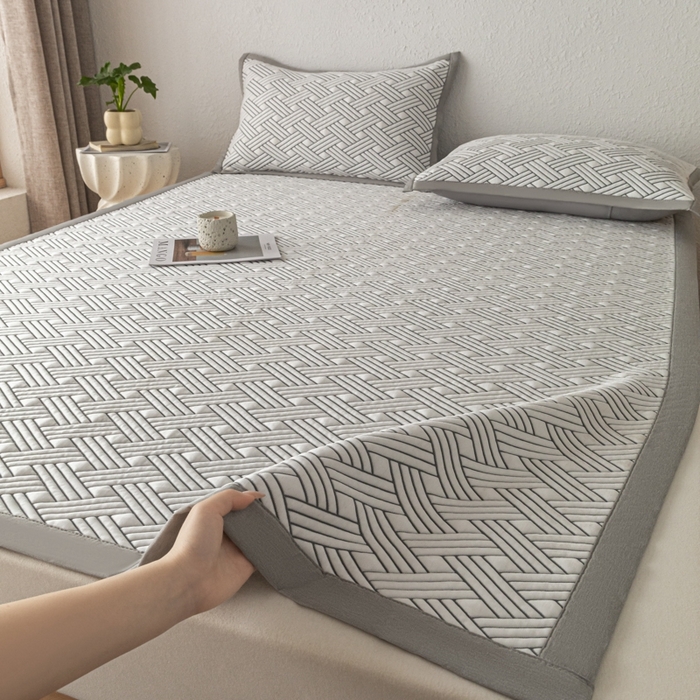 91家纺网 家纺一手货源 找家纺 （总）欧邦 2025新款加厚PE中分子凉感豆豆软席极简系列