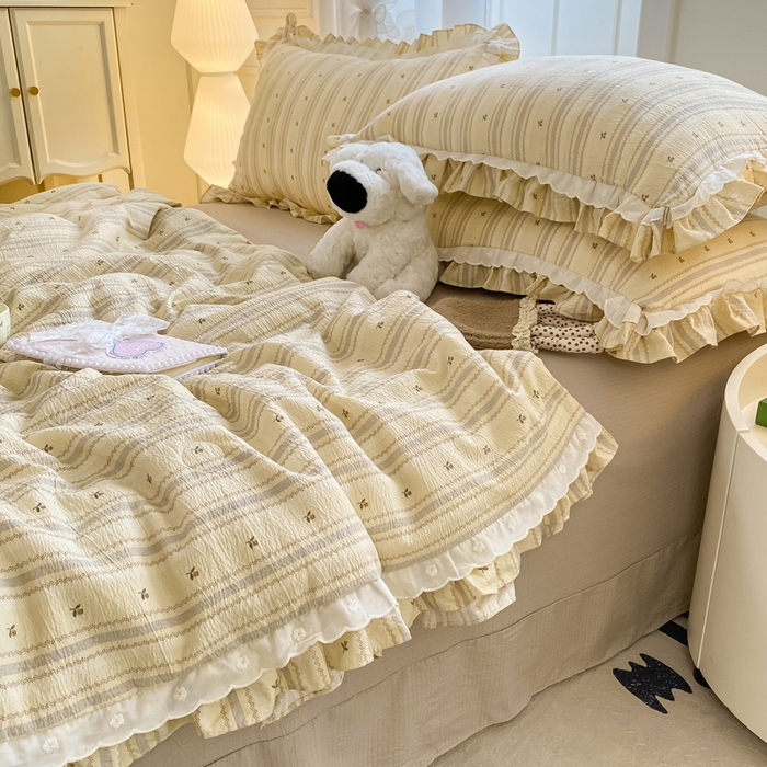 91家纺网 家纺一手货源 找家纺 大麦家纺 2025新款云感双层纱花边夏被四件套 温馨午后