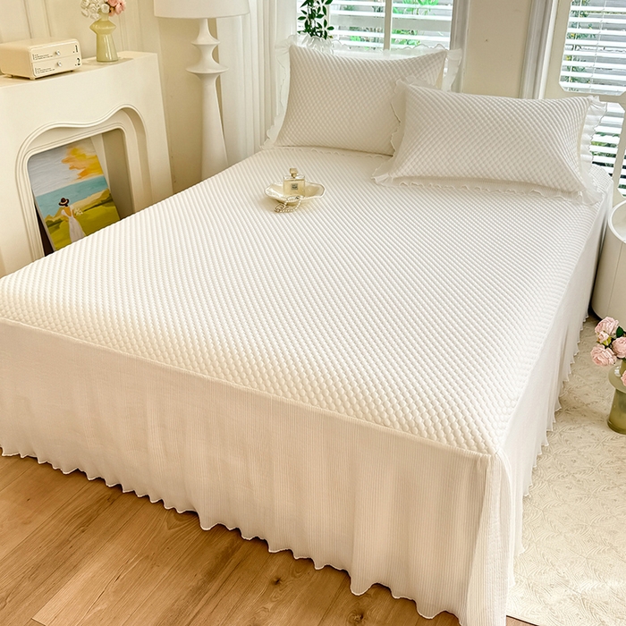 91家纺网 家纺一手货源 找家纺 逸尚阁 2025新款凉豆豆床裙凉席夏被四件套 冰豆豆-珍珠白