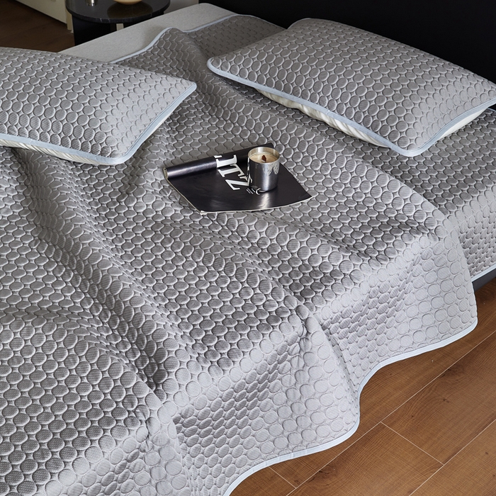 91家纺网 家纺一手货源 找家纺 傲蕾良品 2025新款雪精灵极爽冰丝硅胶凉席 云石灰