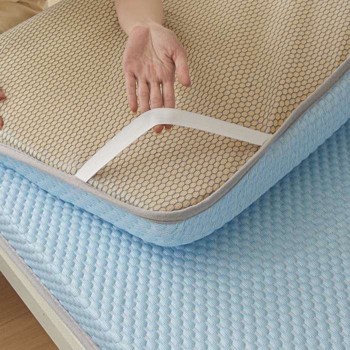 91家纺网 家纺一手货源 找家纺 暖季家纺 2025新款学生宿舍凉席按摩冰感豆豆冰丝席地铺地垫 凉豆豆蓝色