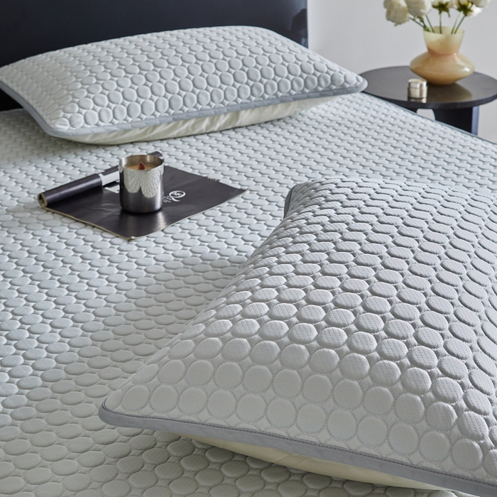 91家纺网 家纺一手货源 找家纺 【即刻冷感持续冰爽】雪精灵™极爽冰丝100% 乙纶硅胶凉席冷感席冰垫PE冰丝席进口高分子软凉席可机洗抗起球A类母婴