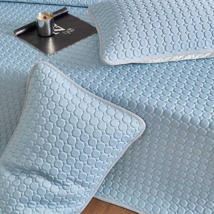 91家纺网 家纺一手货源 找家纺 傲蕾良品 2025新款雪精灵极爽冰丝硅胶凉席 湖水蓝