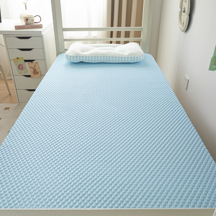 91家纺网 家纺一手货源 找家纺 暖季家纺 2025新款学生宿舍凉席按摩冰感豆豆冰丝席地铺地垫 凉豆豆蓝色