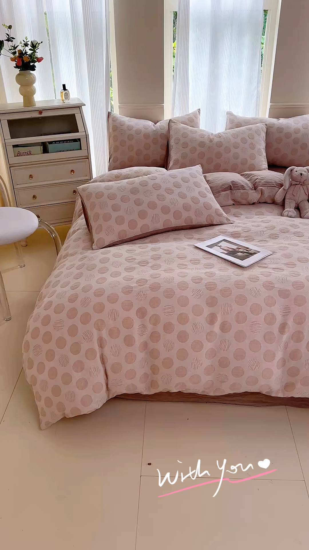 91家纺网 家纺一手货源 找家纺 菡宝 2025新款a类母婴级纯棉全棉纯棉色织三层纱提花系列四件套 波点-卡其