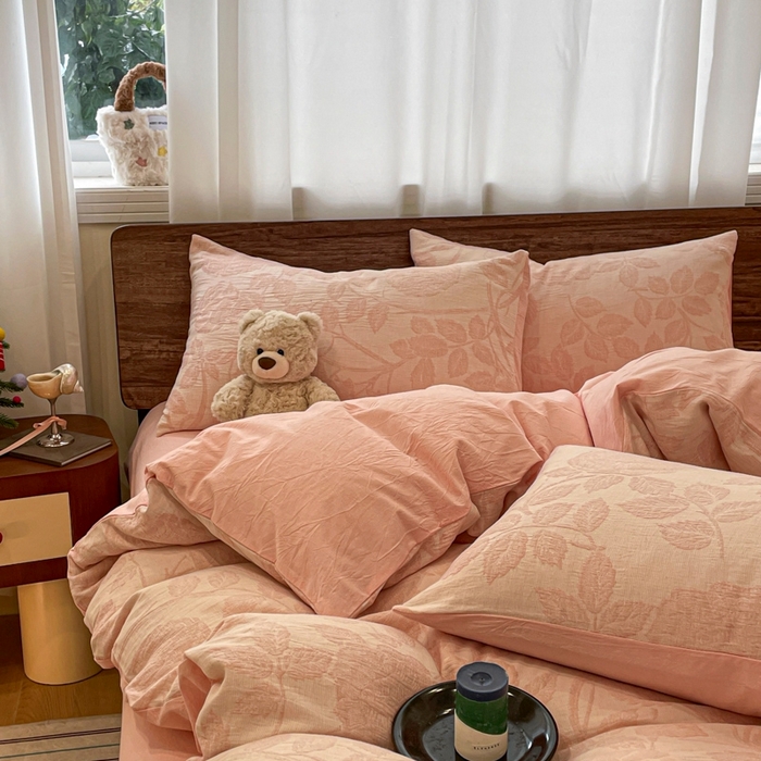 91家纺网 家纺一手货源 找家纺 菡宝 2025新款a类母婴级纯棉全棉纯棉色织三层纱提花系列四件套 花想容-粉