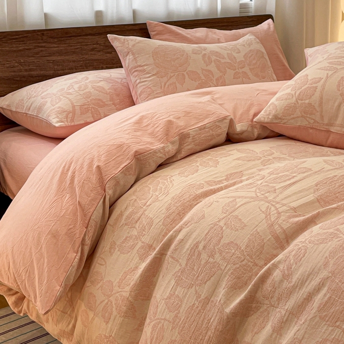 91家纺网 家纺一手货源 找家纺 菡宝 2025新款a类母婴级纯棉全棉纯棉色织三层纱提花系列四件套 花想容-粉