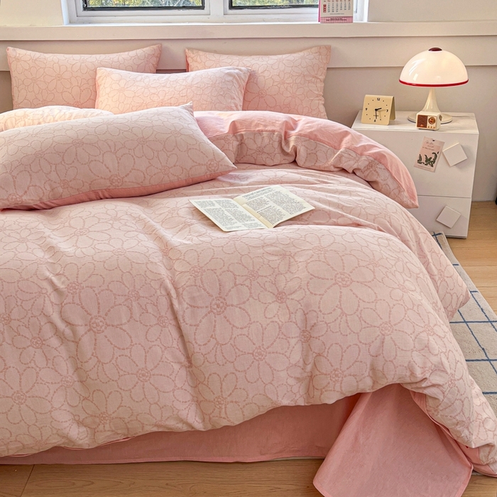 91家纺网 家纺一手货源 找家纺 菡宝 2025新款a类母婴级纯棉全棉纯棉色织三层纱提花系列四件套 洛可可-粉