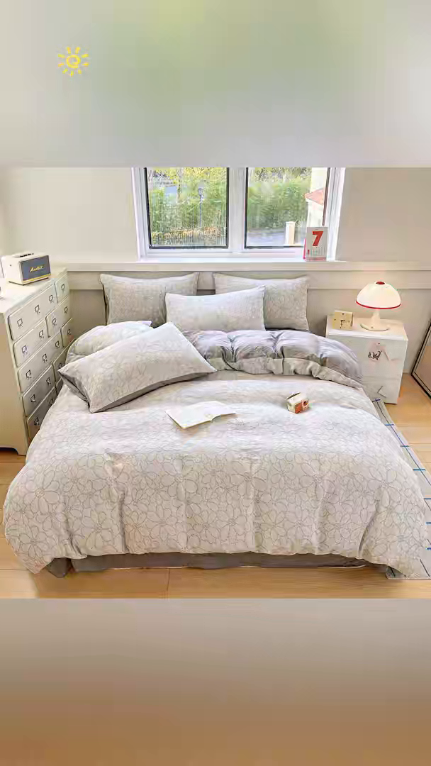 91家纺网 家纺一手货源 找家纺 菡宝 2025新款a类母婴级纯棉全棉纯棉色织三层纱提花系列四件套 洛可可-灰