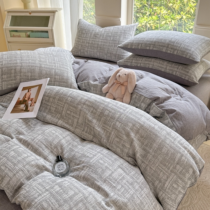 91家纺网 家纺一手货源 找家纺 菡宝 2025新款a类母婴级纯棉全棉纯棉色织三层纱提花系列四件套 米亚-灰