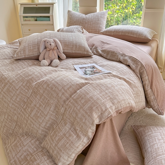 91家纺网 家纺一手货源 找家纺 菡宝 2025新款a类母婴级纯棉全棉纯棉色织三层纱提花系列四件套 米亚-卡其