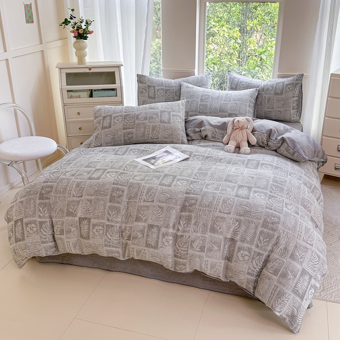 91家纺网 家纺一手货源 找家纺 菡宝 2025新款a类母婴级纯棉全棉纯棉色织三层纱提花系列四件套 叶之美-灰