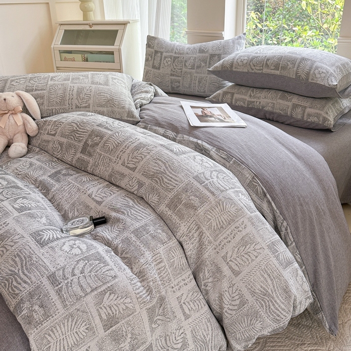 91家纺网 家纺一手货源 找家纺 菡宝 2025新款a类母婴级纯棉全棉纯棉色织三层纱提花系列四件套 叶之美-灰