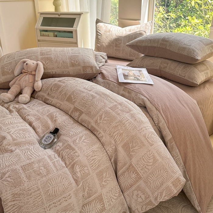 91家纺网 家纺一手货源 找家纺 菡宝 2025新款a类母婴级纯棉全棉纯棉色织三层纱提花系列四件套 叶之美-卡其