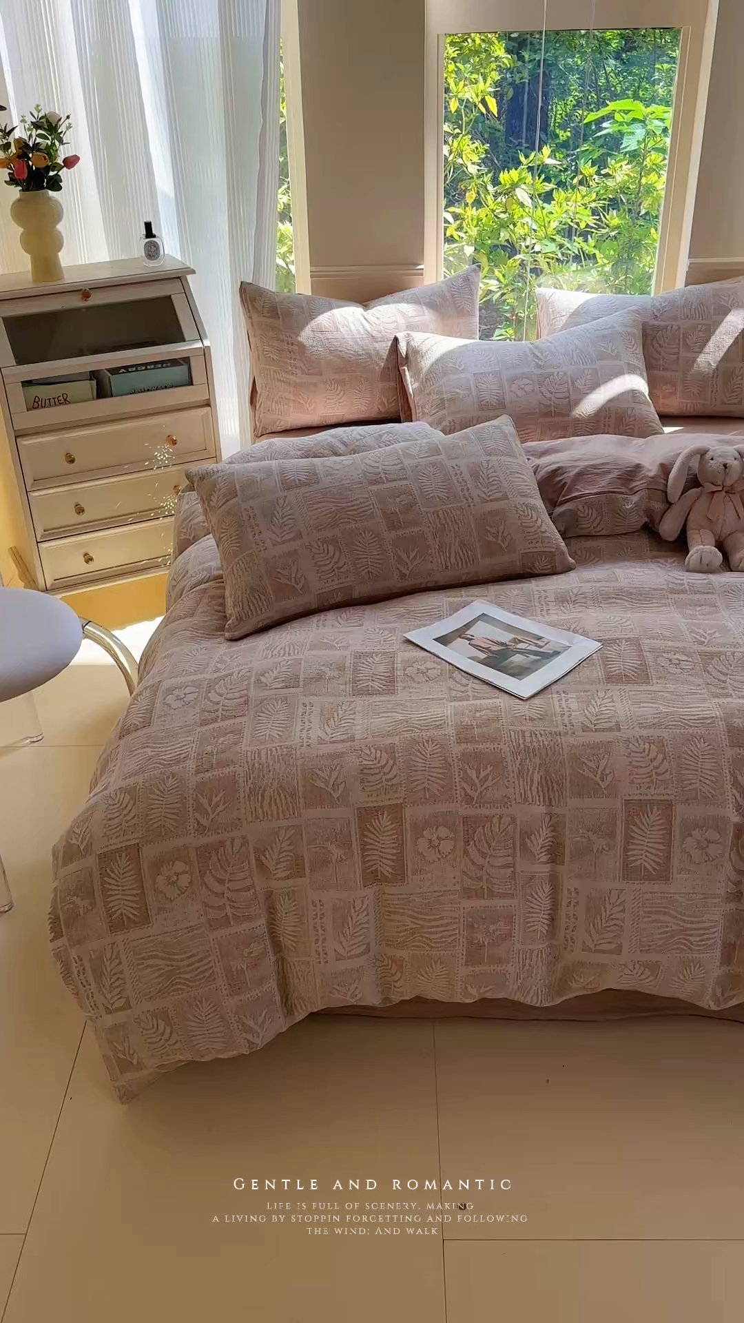 91家纺网 家纺一手货源 找家纺 菡宝 2025新款a类母婴级纯棉全棉纯棉色织三层纱提花系列四件套 叶之美-卡其