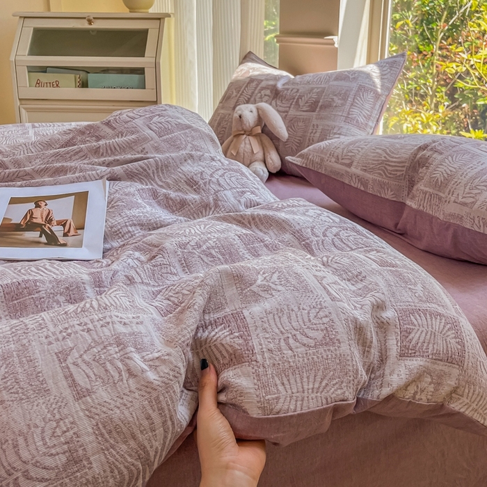 91家纺网 家纺一手货源 找家纺 菡宝 2025新款a类母婴级纯棉全棉纯棉色织三层纱提花系列四件套 叶之美-紫